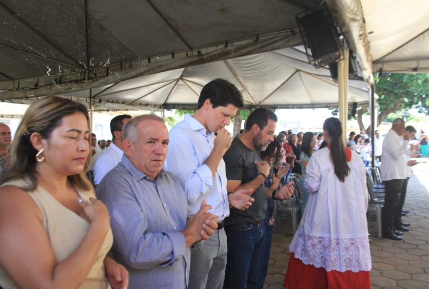 Missa campal reúne multidão para celebrar os 60 anos de emancipação política de Aparecida de Goiânia. (Fotos: Vice-Governadoria)