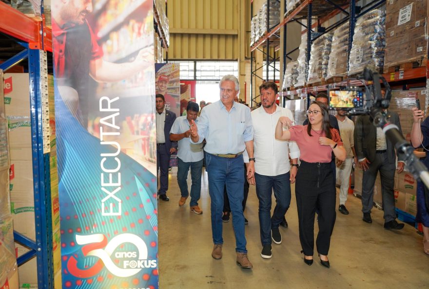 Caiado agradece parceria e união com prefeitos durante encontro com líderes municipais e empresários em Aparecida de Goiânia. (Fotos: Júnior Guimarães)