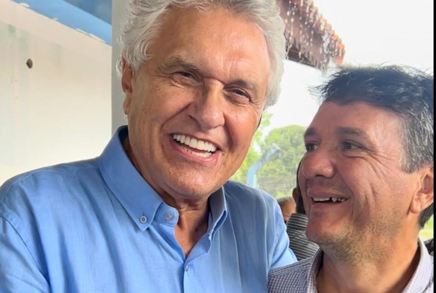 Ronaldo Caiado com o prefeito eleito Willian Gregório: “Uma pessoa da nossa confiança pra fazer um grande trabalho, em parceria com o governo