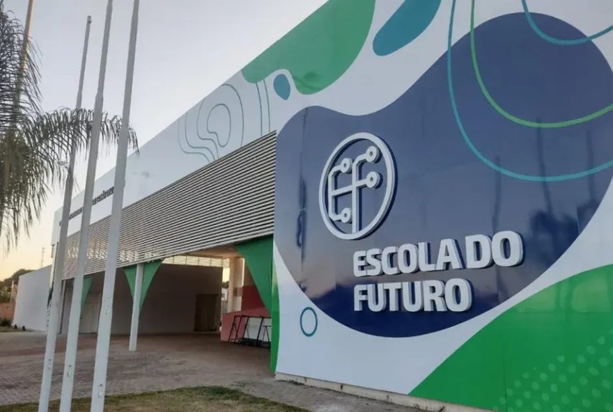 Cinco unidades das Escolas do Futuro possuem vagas para formação destinada a jovens e adultos. (Fotos: Secti)