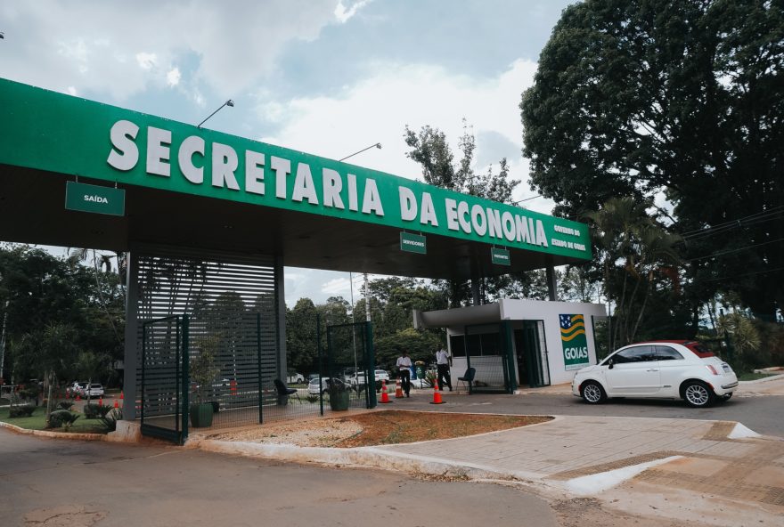 Coordenadora do programa Nota Fiscal Goiana, Secretaria de Economia sediará evento de repasse de recursos aos clubes goianos e sorteio de consumidores premiados (Foto: Hegon Corrêa)