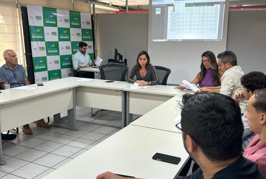 Nota fiscal goiana: dois times da 1ª divisão do Campeonato Goiano e 158 consumidores são premiados em primeiro sorteio do ano
(Fotos: Kátia Costa)