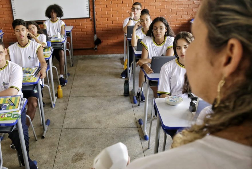 Governo de Goiás convoca mais 315 professores aprovados em concurso