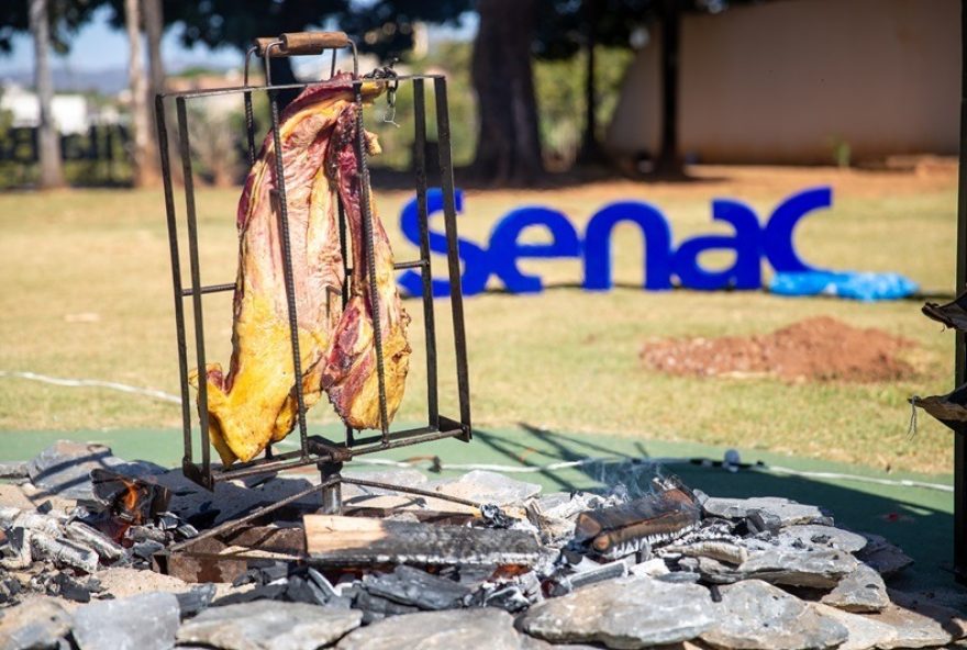 Senac Goiás abre inscrições para o workshop “Mestres do Fogo: da brasa à mesa”