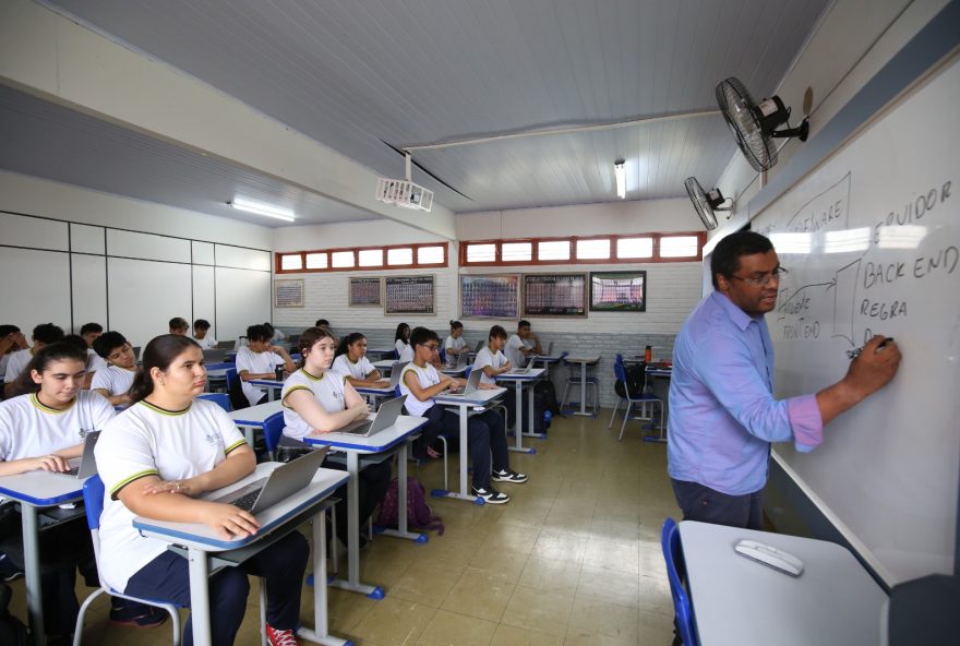 Professores da rede estadual de educação terão bônus por produtividade pelo quarto ano consecutivo. (Foto: Seduc)