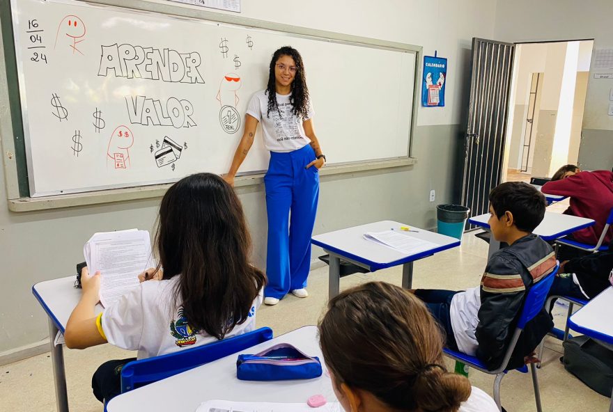 Alunos do 6° ao 9° ano podem escolher entre 10 opções de disciplinas eletivas. (Fotos: Seduc)