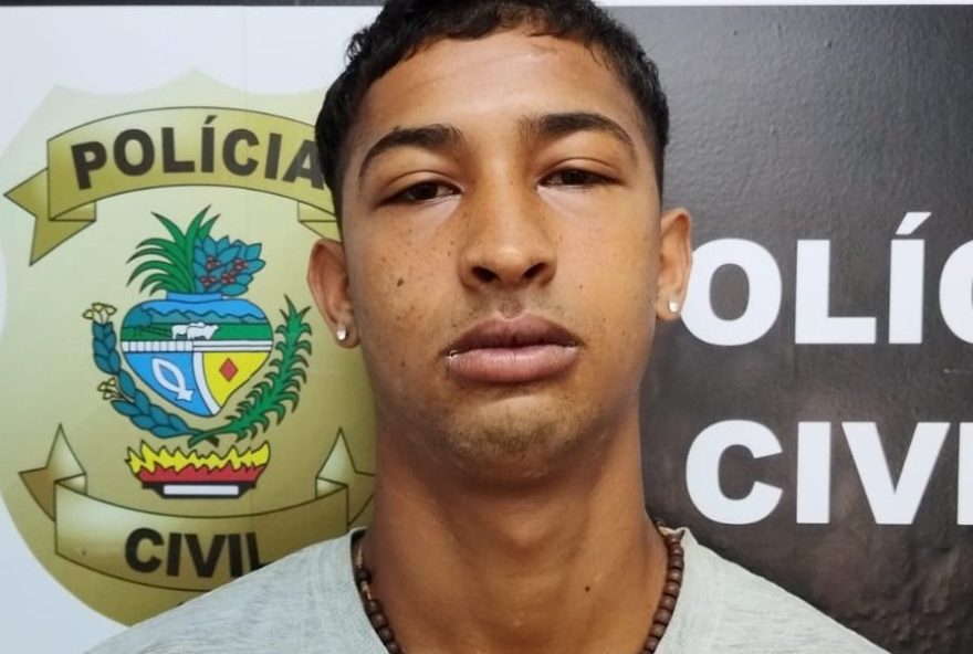 Suspeito e outras duas pessoas, incluindo um menor de idade, mataram a vítima após saber que ela era homossexual. Crime ocorreu em outubro de 2023. (Foto: Divulgação/PCGO)