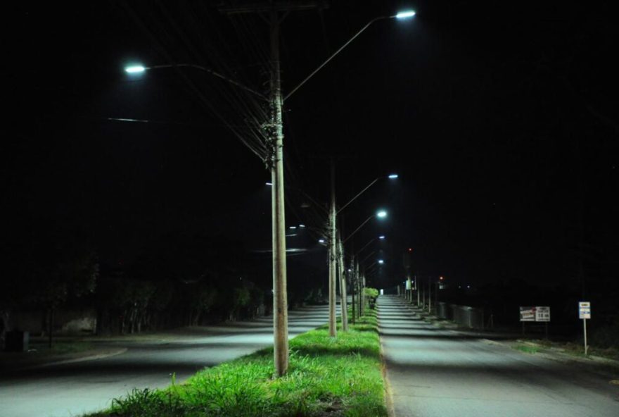 Prefeitura de Aparecida começa a instalar lâmpadas de LED em polos e distritos empresariais