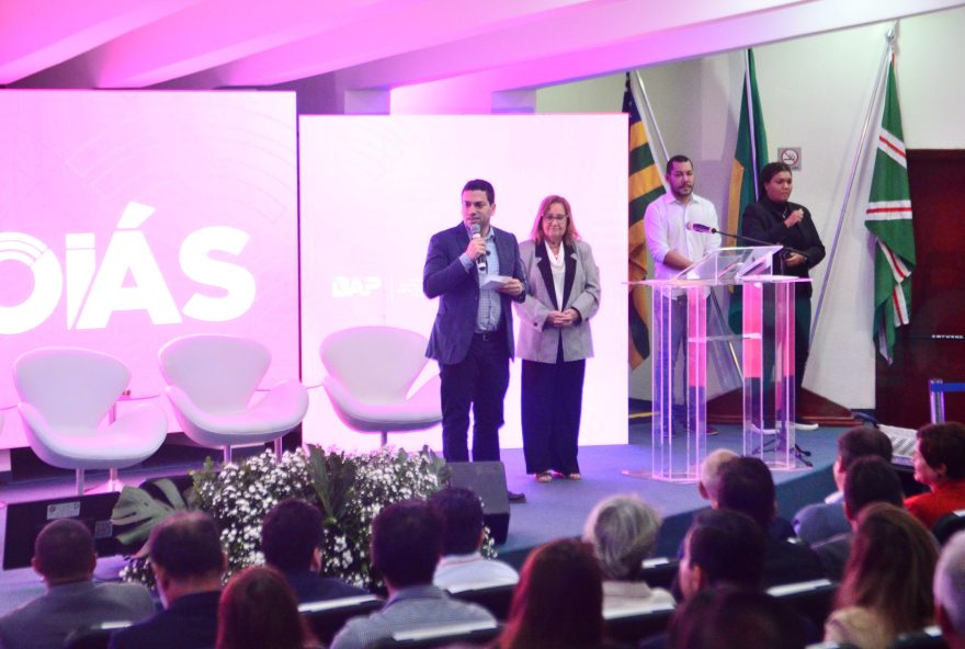 Programa do Governo de Goiás, lançando nesta quarta-feira (15/05), visa apoiar, fomentar e acelerar a transformação digital nos municípios goianos. (Fotos: Secti)