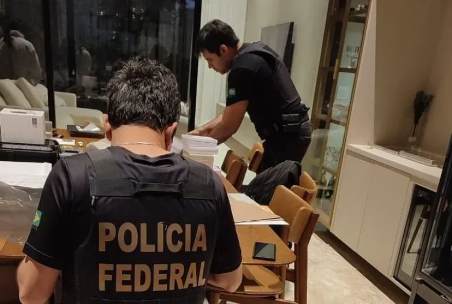 Crimes foram realizados entre 2022 e 2024, causando um rombo de R$ 40 milhões ao banco. (Foto: Reprodução)