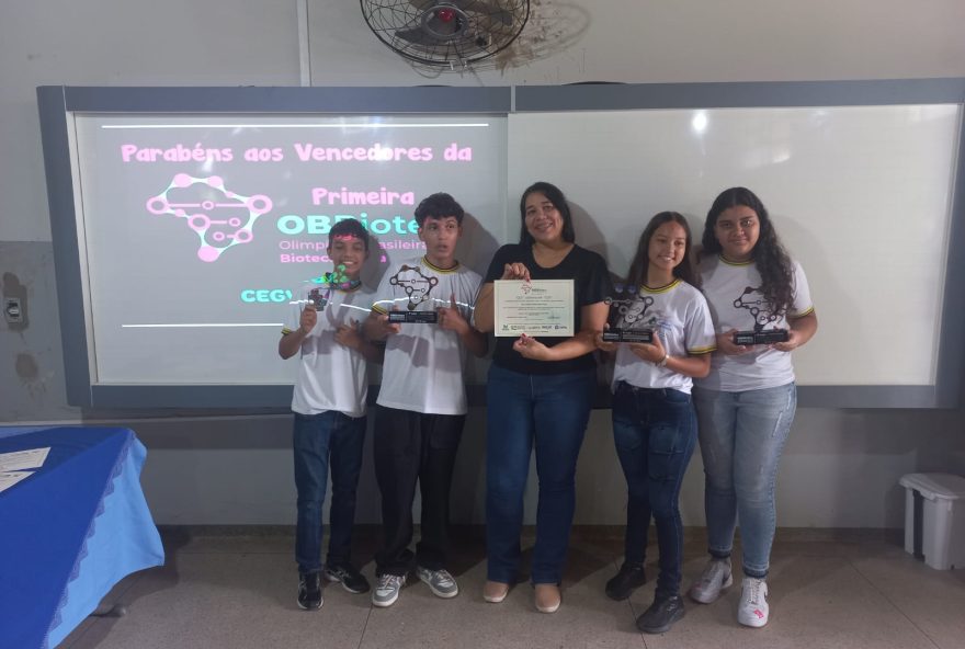 Orgulho: estudantes de escolas públicas goianas são destaque em competição nacional de biotecnologia. (Foto: Reprodução)