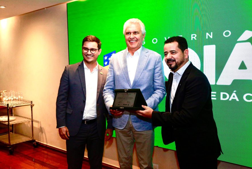 Ronaldo Caiado recebe representantes das Emateres em jantar no Palácio das Esmeraldas. (Fotos: Adalberto Ruchelle)