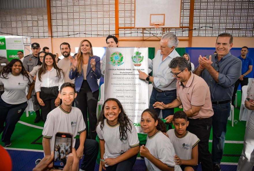 Caiado inaugura terceira escola padrão século XXI em Goianira. (Fotos: Rômullo Carvalho)