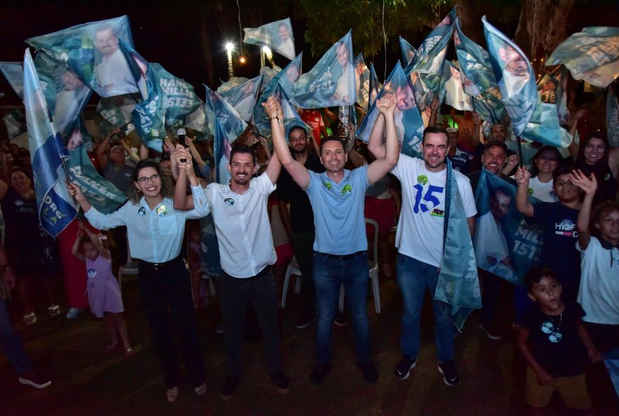 Candidato tem intensificado o diálogo com os eleitores, reforçando sua postura de governar para todos os 600 mil habitantes da cidade. (Fotos: Jhonney Macena)