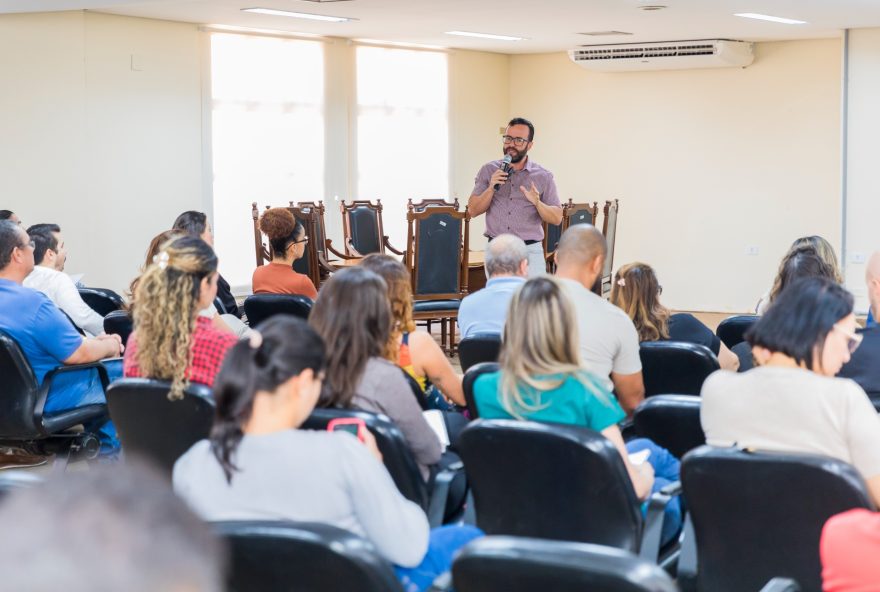 Iniciativa visa fortalecer a gestão do CadÚnico e garantir que mais famílias em vulnerabilidade social acessem benefícios como Mães de Goiás e Bolsa Estudo. (Foto:  Seds)