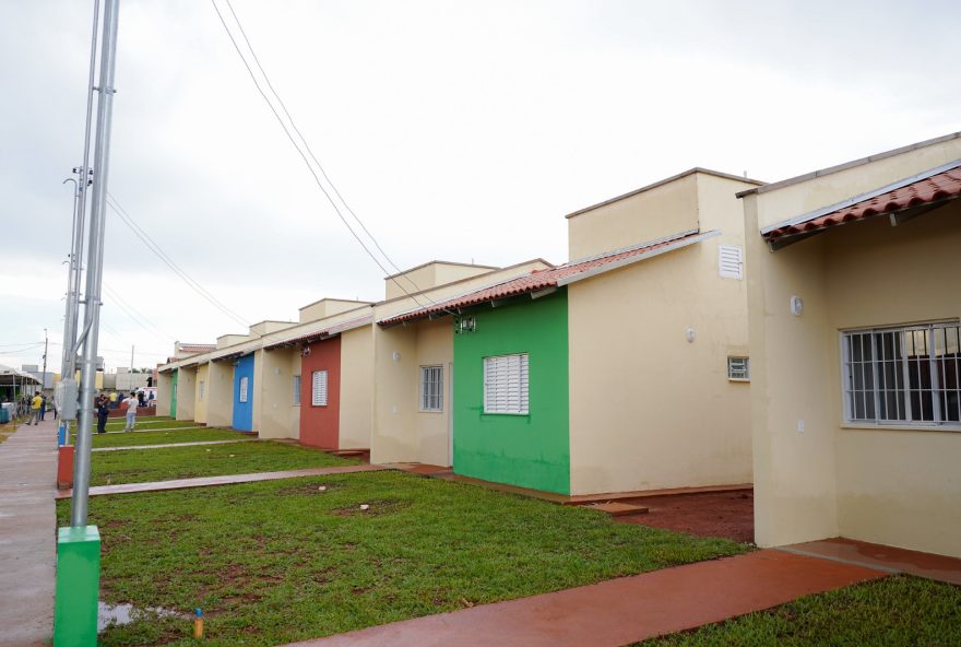 Meta do Governo de Goiás é entregar 10 mil casas a custo zero até 2026. (Fotos: Secom)