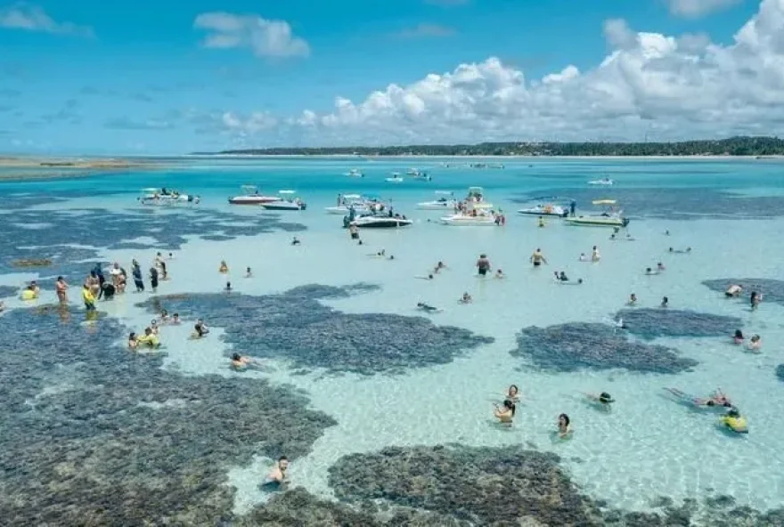 Justiça Federal suspende turismo na Lagoa Azul, em Maragogi • Agência Alagoas