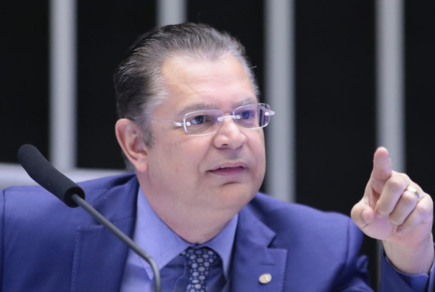 a-condicao-do-lider-do-pl-para-aceitar-reducao-de-penas-de-bolsonaristas