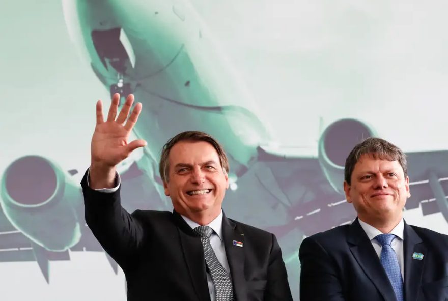 a-direita-tenta-emplacar-tarcisio-aconchambrando-com-bolsonaro