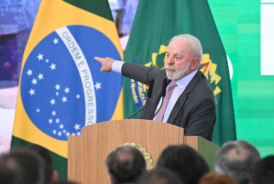 a-ironia-de-lula-com-as-criticas-de-economistas-da-oposicao a-ironia-de-lula-com-as-criticas-de-economistas-da-oposicao