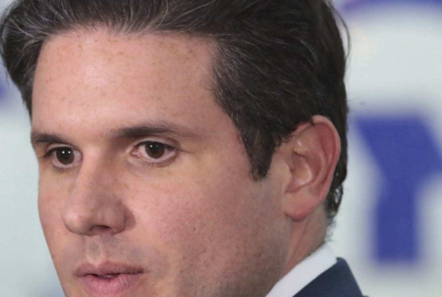 a-mao-invisivel-por-tras-da-hesitacao-de-hugo-motta-sobre-devedor-contumaz