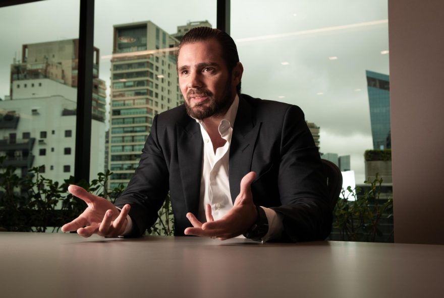 a-prisao-de-daniel-vorcaro3A-chegada-de-helicoptero2C-celular-retido-e-critica-aos-bancoes