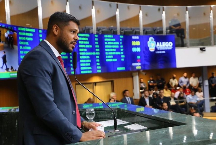 Liderado por Romário Policarpo, grupo de vereadores da Câmara Municipal quer indicar vice de Sandro Mabel/Foto: Assembleia Legislativa