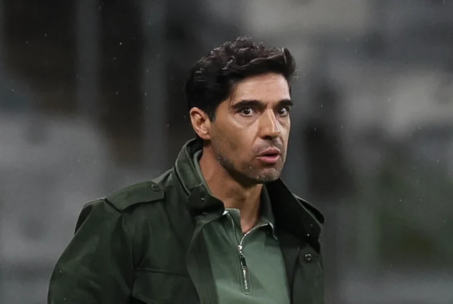 abel-ferreira-critica-realizacao-de-jogo-sem-torcida-entre-palmeiras-e-cruzeiro