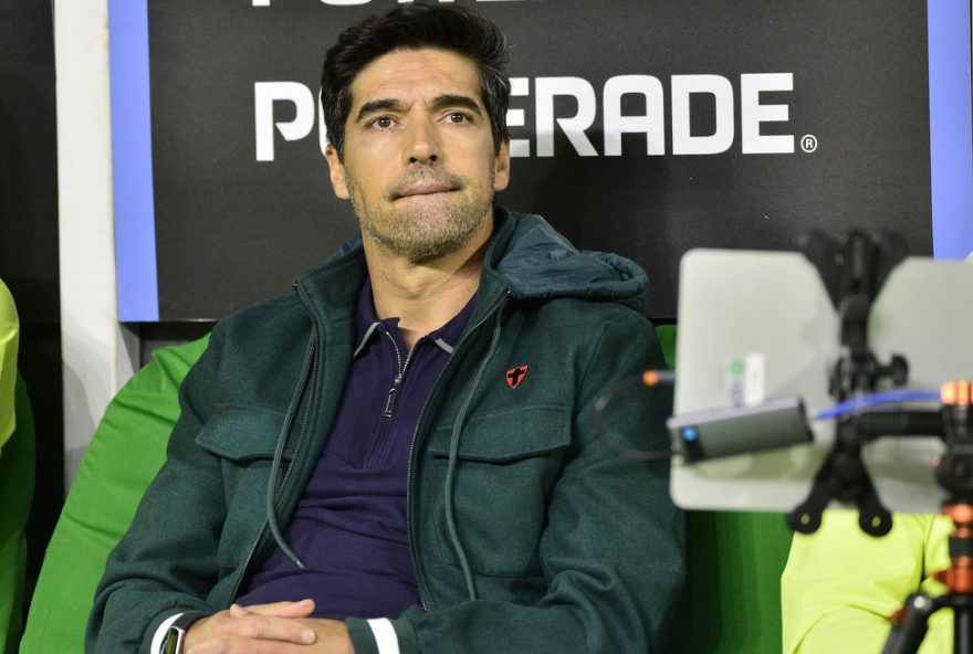 abel-ferreira-relembra-ofensas-de-torcedores-do-palmeiras3A-22sangra-por-dentro22-desabafo-do-tecnico-apos-vitoria-na-libertadores