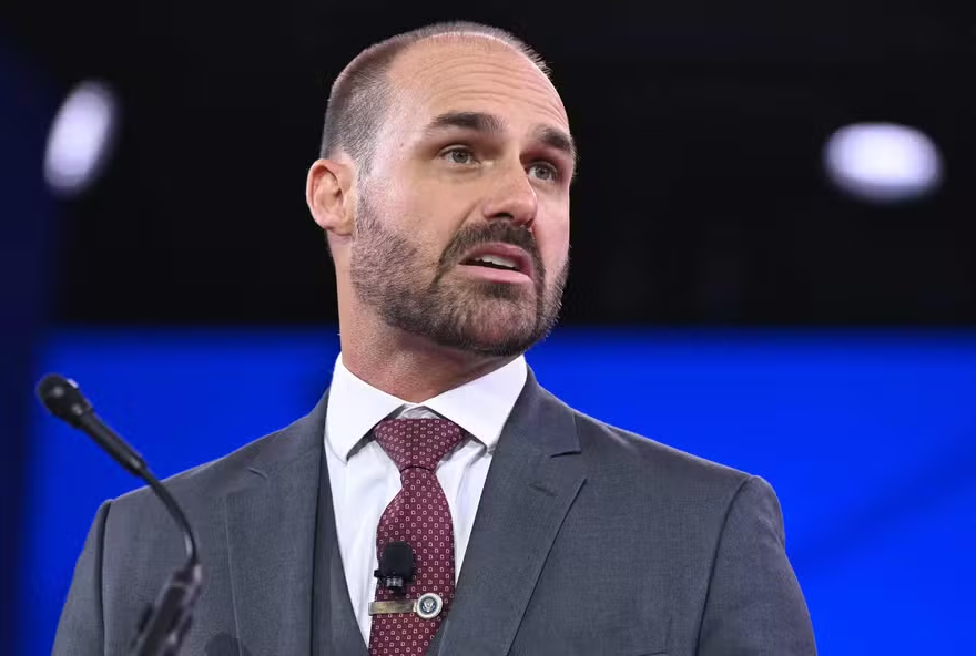 acao-da-agu-solicita-investigacao-da-pf-contra-eduardo-bolsonaro-por-fake-news-sobre-bb