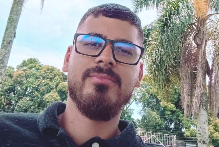 acidente-com-camaro-de-piloto-de-formula-truck-resulta-em-morte-de-motorista-em-curitiba