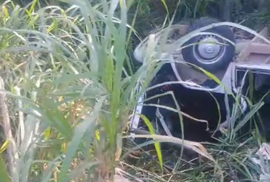 acidente-com-kombi-deixa-sete-trabalhadores-feridos-em-ipojuca3A-video-e-detalhes acidente-com-kombi-deixa-sete-trabalhadores-feridos-em-ipojuca3A-video-e-detalhes