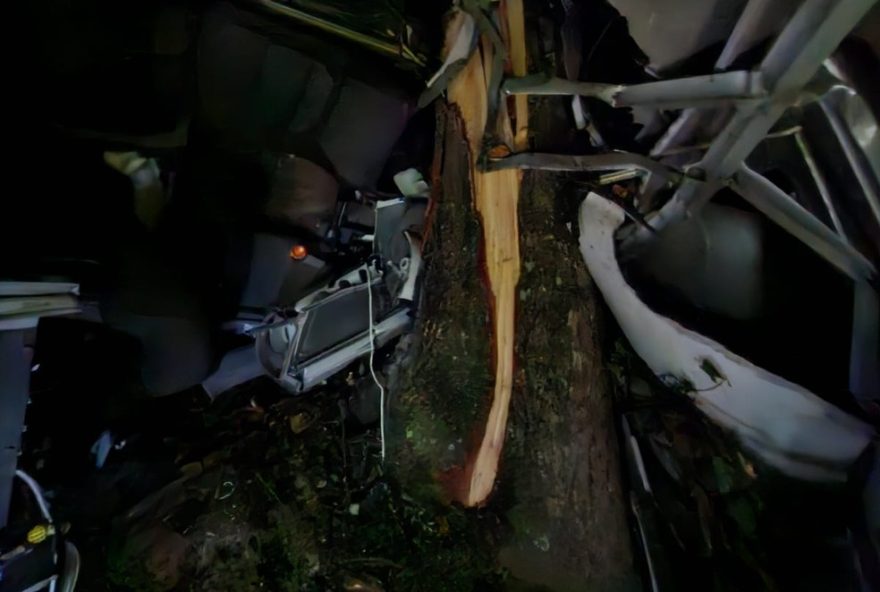 acidente-com-onibus-deixa-3-mortos-e-13-feridos-em-sc3A-saiba-mais-sobre-o-ocorrido acidente-com-onibus-deixa-3-mortos-e-13-feridos-em-sc3A-saiba-mais-sobre-o-ocorrido