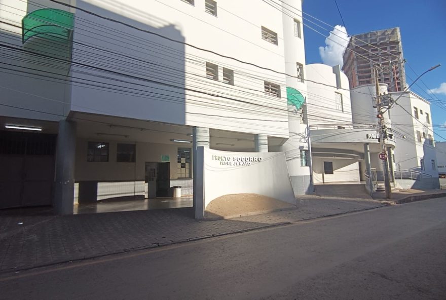 acidente-com-onibus-deixa-5-mortos-na-br-251-e-7-internados acidente-com-onibus-deixa-5-mortos-na-br-251-e-7-internados