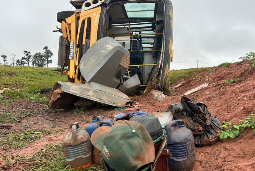 acidente-com-onibus-em-maraba-paulista3A-trabalhador-rural-morto