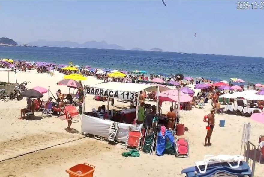 acidente-de-aviao-em-copacabana-choca-moradores-e-mobiliza-bombeiros3A-video-mostra-queda-no-mar acidente-de-aviao-em-copacabana-choca-moradores-e-mobiliza-bombeiros3A-video-mostra-queda-no-mar