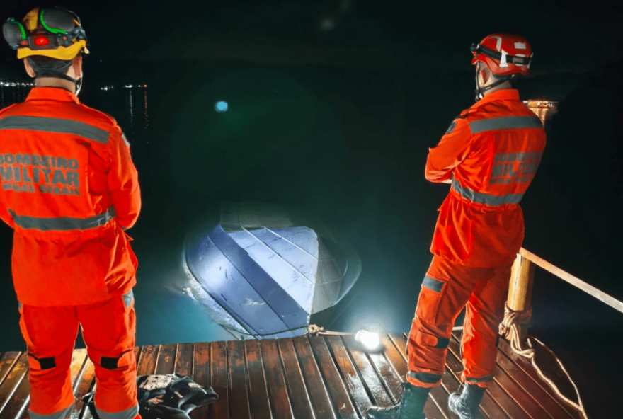 acidente-de-lancha-com-boia-sinalizadora3A-marinha-do-brasil-investiga-falha-humana acidente-de-lancha-com-boia-sinalizadora3A-marinha-do-brasil-investiga-falha-humana