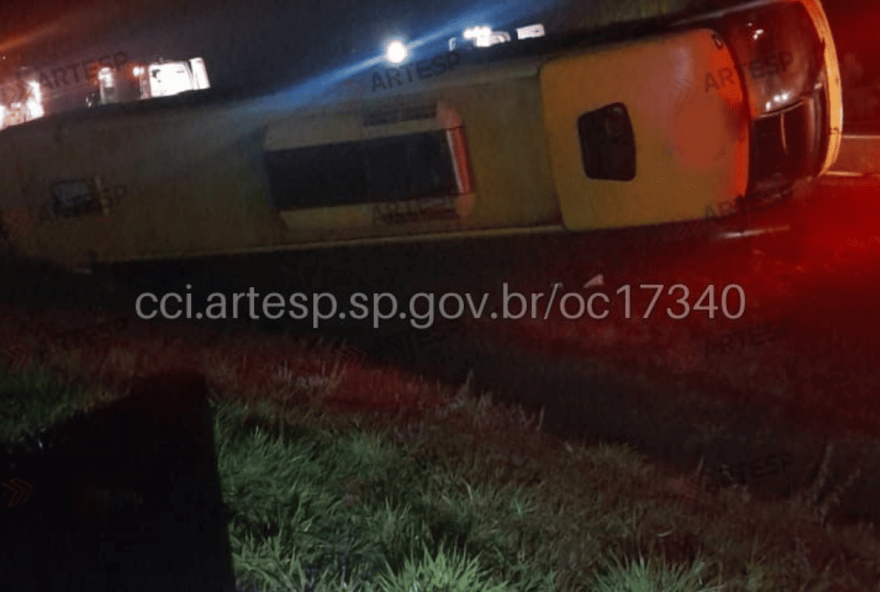 acidente-de-onibus-deixa-13-feridos-em-rodovia-do-interior-de-sp acidente-de-onibus-deixa-13-feridos-em-rodovia-do-interior-de-sp