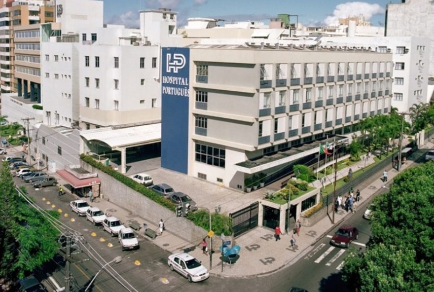 acidente-em-elevador-do-hospital-portugues-deixa-duas-funcionarias-feridas3A-seguranca-em-elevadores-e-fundamental