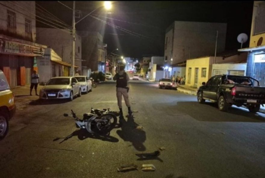 acidente-em-porteirinha3A-motociclista-e-filho-de-7-anos-feridos3B-condutor-embriagado-detido