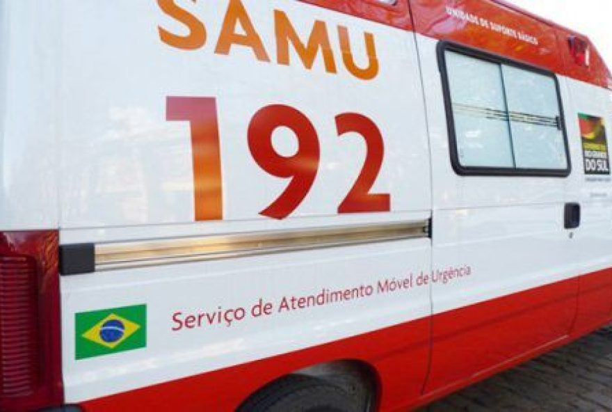 acidente-entre-carreta2C-onibus-e-moto-deixa-dois-mortos-na-br-101-no-es acidente-entre-carreta2C-onibus-e-moto-deixa-dois-mortos-na-br-101-no-es