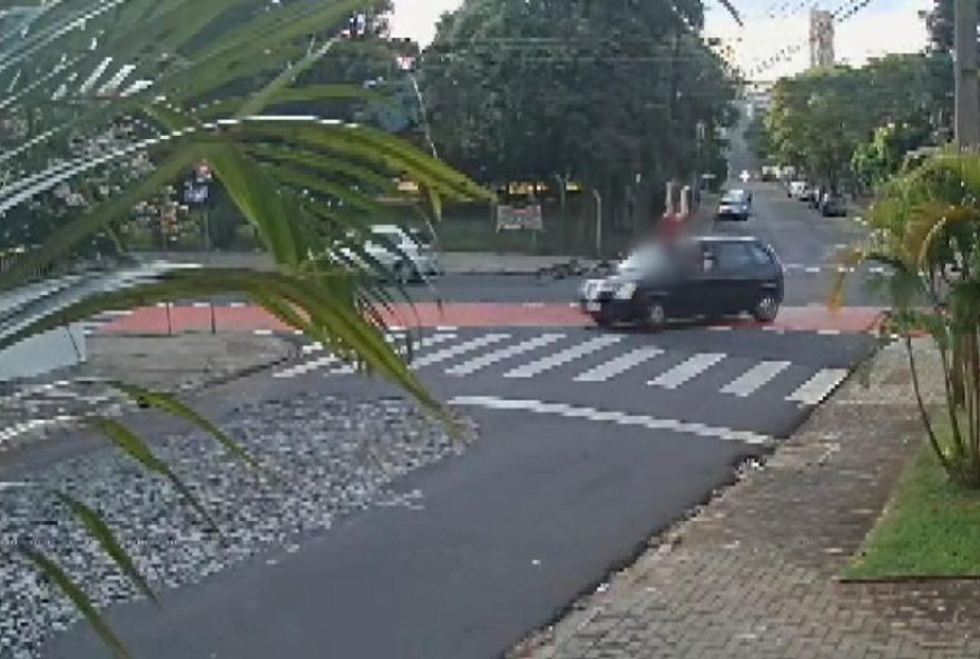 acidente-entre-carro-e-bicicleta-fere-adolescente-de-13-anos-em-ciclofaixa-no-parana-saiba-mais-no-g1-campos-gerais-e-sul