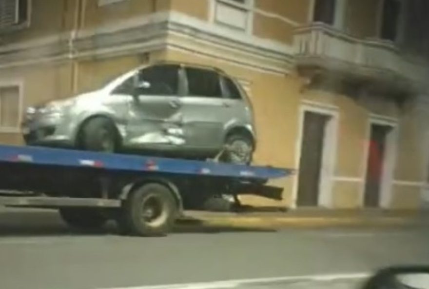 acidente-entre-dois-carros-deixa-homem-ferido-no-centro-de-mogi3A-detalhes-e-atualizacoes-no-de.-evite-incidentes-seguindo-medidas-de-seguranca