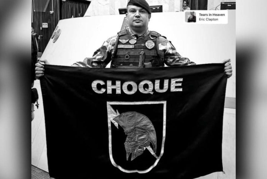 acidente-fatal-em-curitiba3A-dois-mortos-e-policiais-feridos-em-perseguicao-tragica