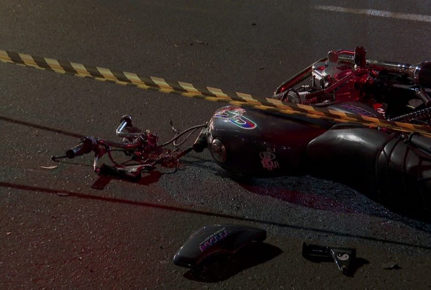 acidente-fatal-em-ribeirao-preto3A-jovem-morre-apos-moto-partir-ao-meio2C-namorada-fica-em-estado-grave