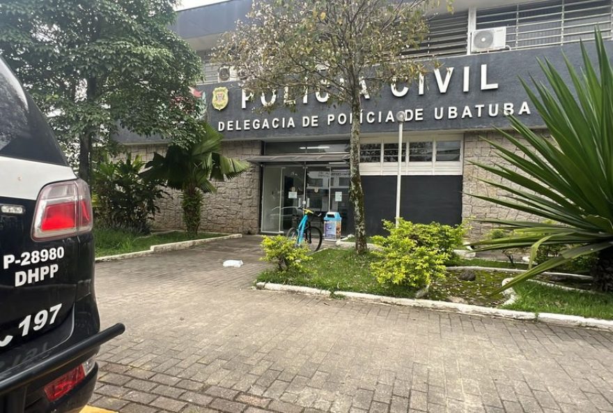 acidente-fatal-entre-moto-e-caminhao-em-ubatuba3A-jovem-de-21-anos-morre-na-sp-055 acidente-fatal-entre-moto-e-caminhao-em-ubatuba3A-jovem-de-21-anos-morre-na-sp-055