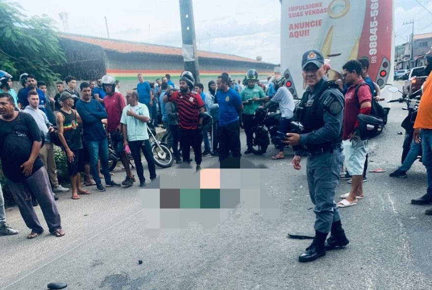 acidente-fatal-entre-moto-e-onibus-na-ma-202-em-sao-luis3A-duas-vitimas-fatais