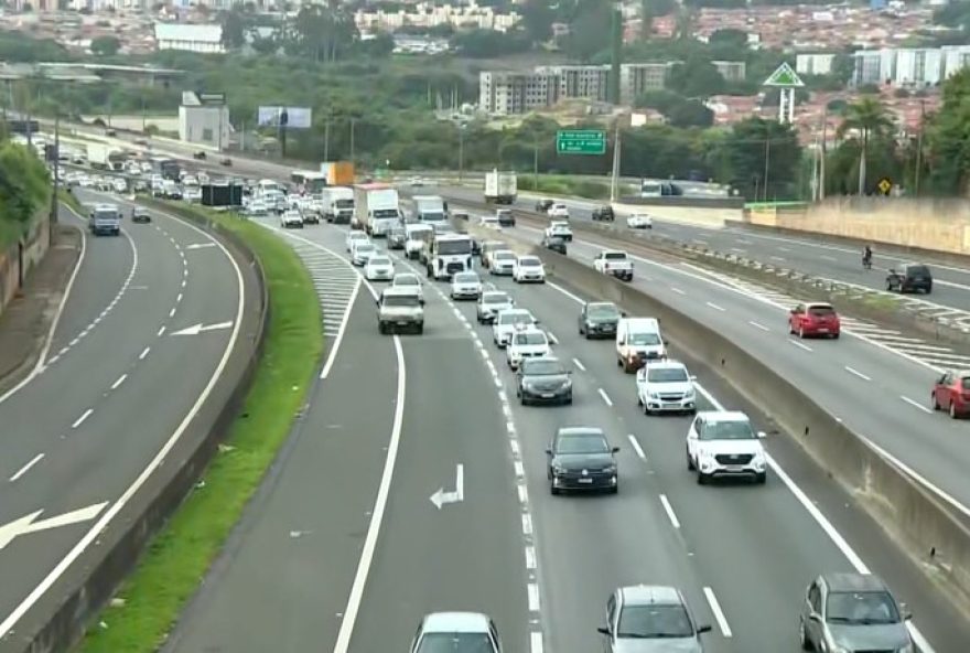 acidente-fatal-na-anhanguera3A-motociclista-morre-em-colisao-com-tres-carros2C-motorista-embriagado-suspeito.-fique-atualizado-com-o-de-campinas