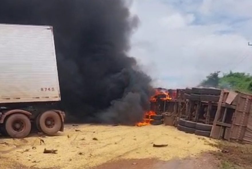 acidente-fatal-na-br-163-em-itaituba3A-carreta-e-caminhao-colidem2C-deixando-uma-vitima-morta-saiba-mais-aqui acidente-fatal-na-br-163-em-itaituba3A-carreta-e-caminhao-colidem2C-deixando-uma-vitima-morta-saiba-mais-aqui