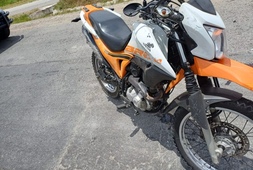 acidente-fatal-na-br-2323A-caminhoneiro-atinge-e-mata-motociclista0A